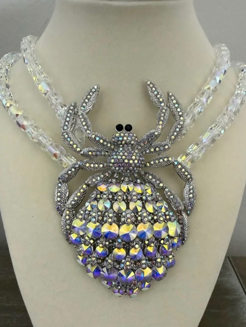 STUNNING Eye Candy SPIDER STATEMENT NECKLACE- GORGEOUS